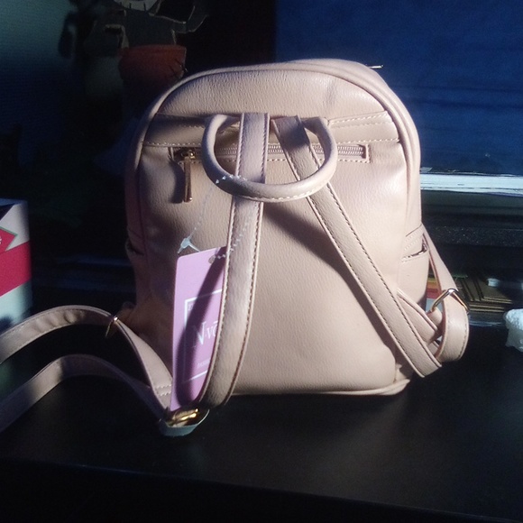 Small backpack - Picture 4 of 5